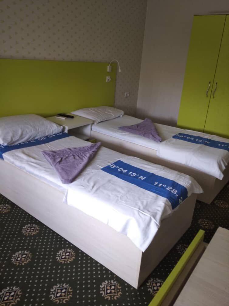 Anisa- Hostel Dushanbe Bagian luar foto
