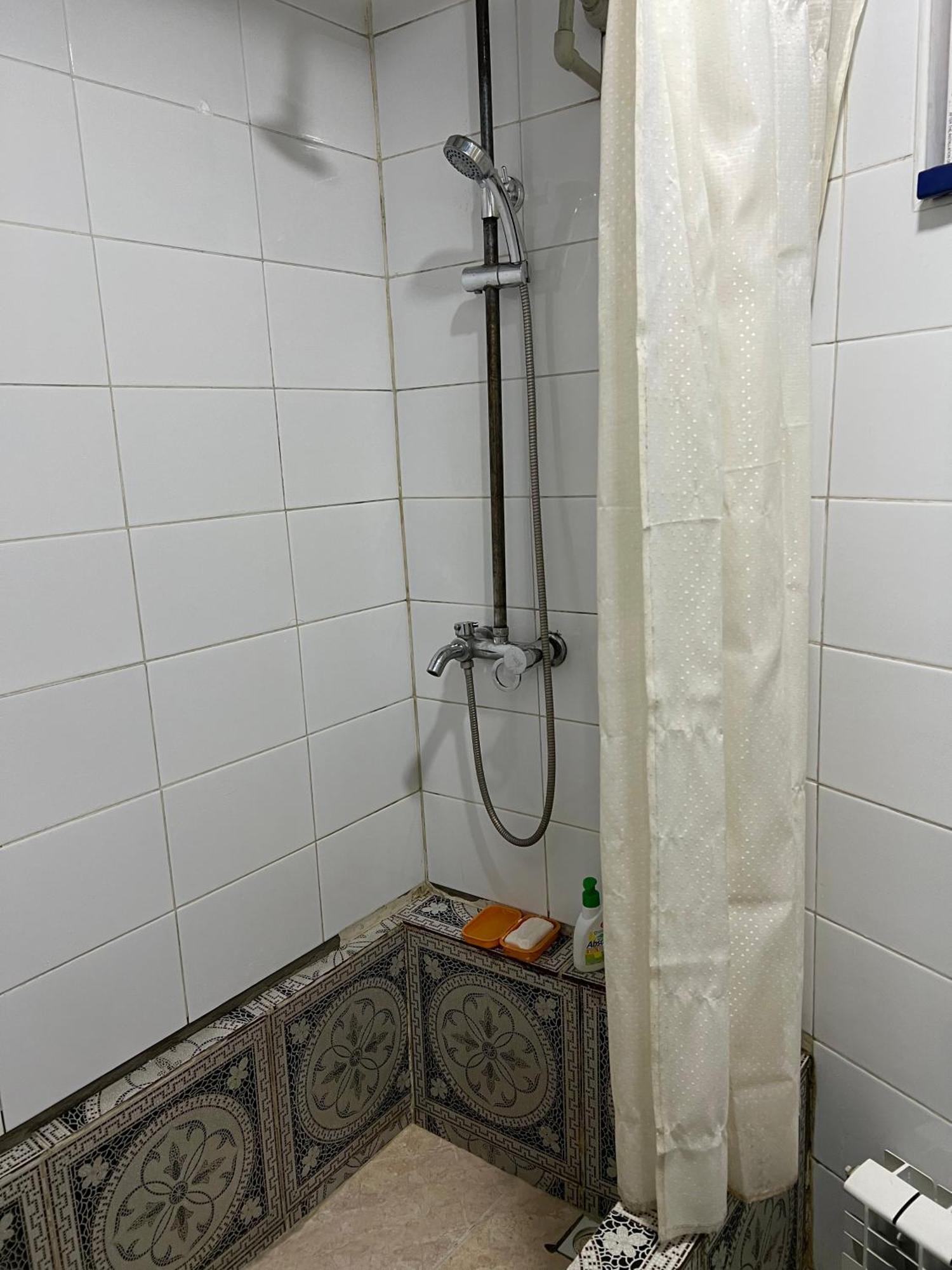 Anisa- Hostel Dushanbe Ruang foto